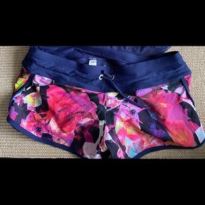 Athleta Surge Shorts Navy Floral
